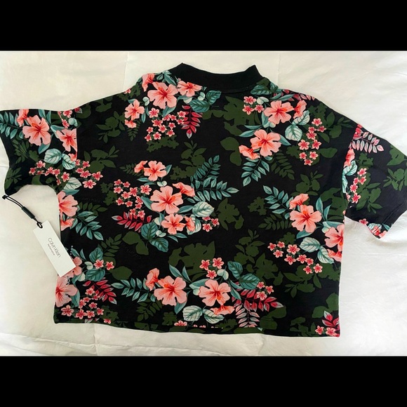 Calvin Klein Performance Tee NWT - Picture 3 of 4